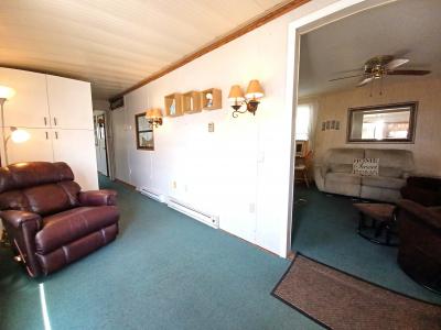 Photo 5 of 15 of home located at 37521 Dingle St Zephyrhills, FL 33541