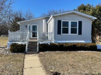 Photo 2 of 18 of home located at 2846 Acre Hill Street Brighton, MI 48114