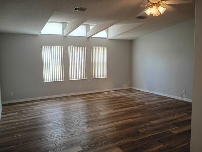 Photo 2 of 18 of home located at 2393 Big Cypress Blvd Lot 462 Lakeland, FL 33810