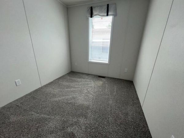 2025 Fairmont 430LE16663C Mobile Home