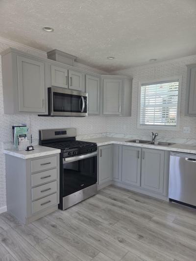 Mobile Home at 12 Daisy Circle Ephrata, PA 17522