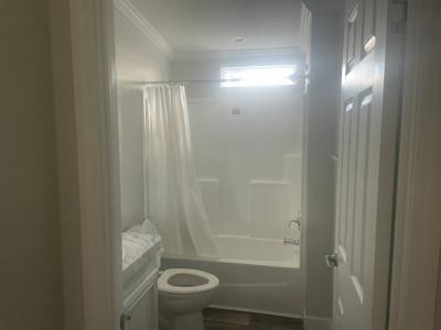 Photo 5 of 19 of home located at 13048 Orange Avenue Grand Island, FL 32735