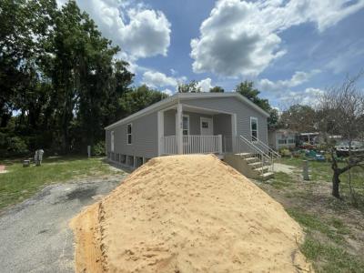 Mobile Home at 13142 Grape Avenue Grand Island, FL 32735