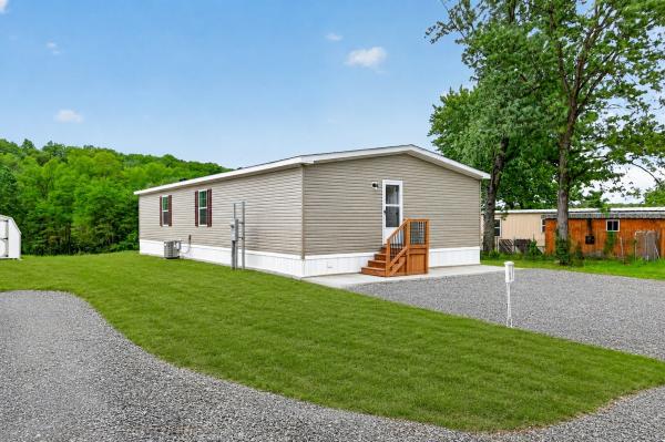 2025 Colony 49 550BP28563A  Home