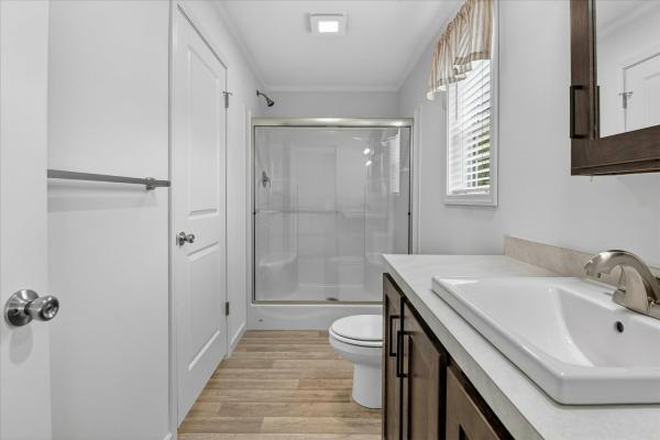 2025 Colony 49 550BP28563A  Home