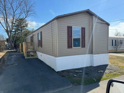 Mobile Home at 4 Riviera Courts Dr Murray, KY 42071
