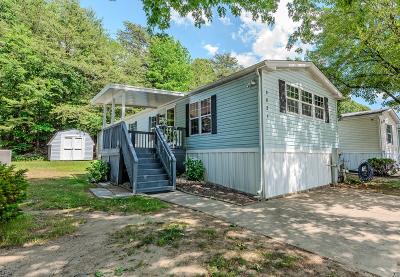 Mobile Home at 8021 Fair Breeze Dr Severn, MD 21144
