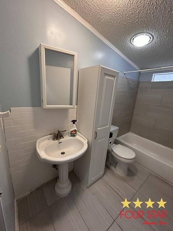 1997 WOOD  Home