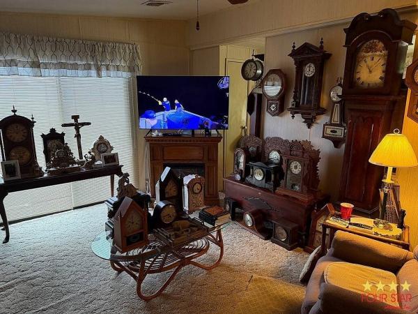 1984 PARK  Home