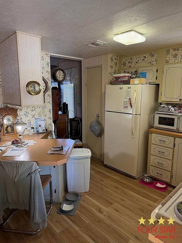 1984 PARK  Home
