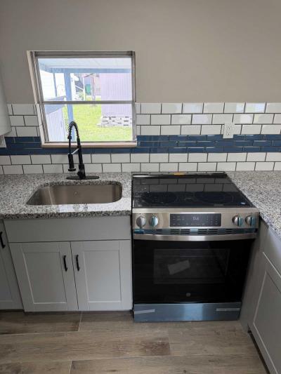 Photo 5 of 8 of home located at 10100 Gandy Blvd N Saint Petersburg, FL 33716