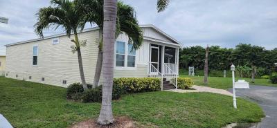 Photo 2 of 36 of home located at 4 Appletree Lane Naples, FL 34112