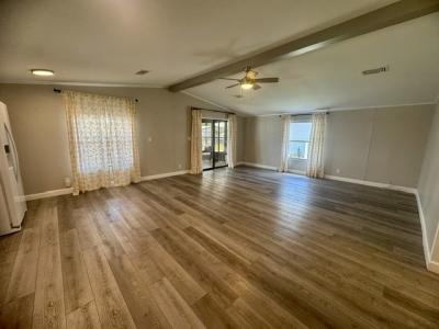Photo 4 of 8 of home located at 2425 Harden Blvd, Lot 232 Lakeland, FL 33803