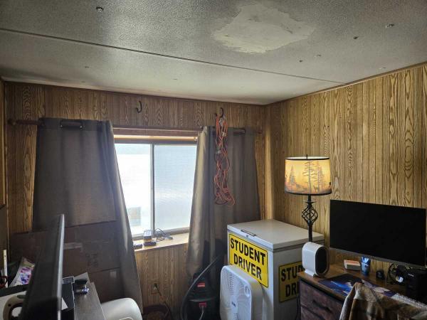 1985 Friendship MH Mobile Home