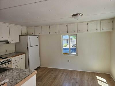 Photo 2 of 8 of home located at 21100 NE Sandy Blvd. #32 Fairview, OR 97024