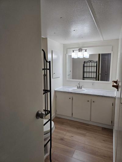 Photo 5 of 8 of home located at 21100 NE Sandy Blvd. #32 Fairview, OR 97024