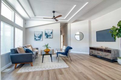 Photo 4 of 8 of home located at 16444 Bolsa Chica St #74 Huntington Beach, CA 92649