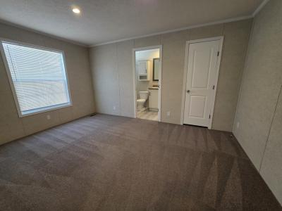 Photo 4 of 7 of home located at 220 E Ross Ct Highland, MI 48357