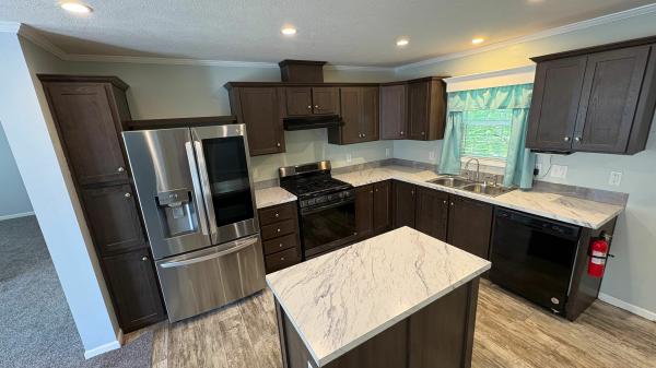 2018 DUTCH PARK Mobile Home