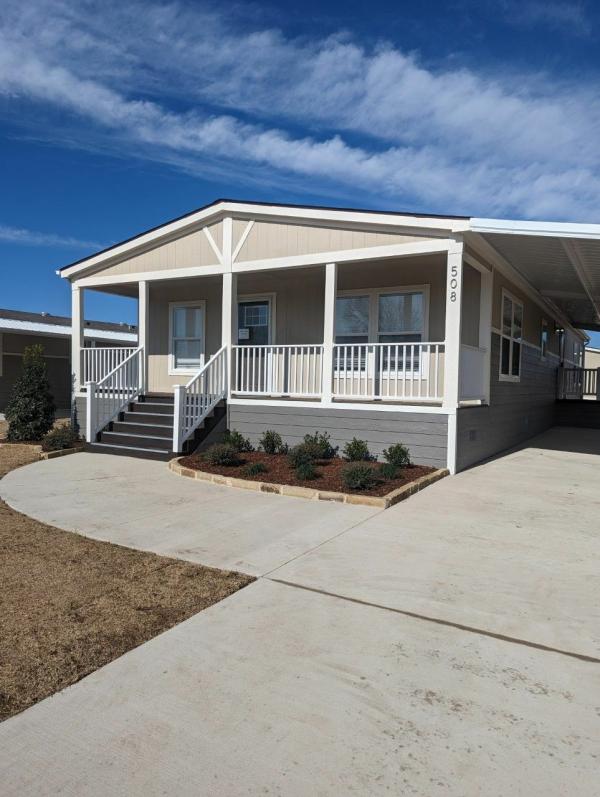 2022 American Homestar Corp Oak Creek Mobile Home