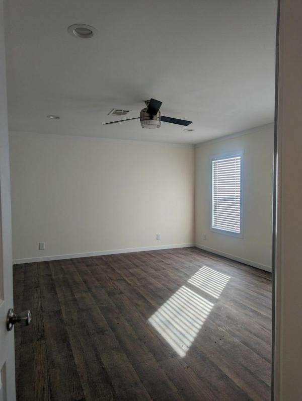 2022 American Homestar Corp Oak Creek Mobile Home