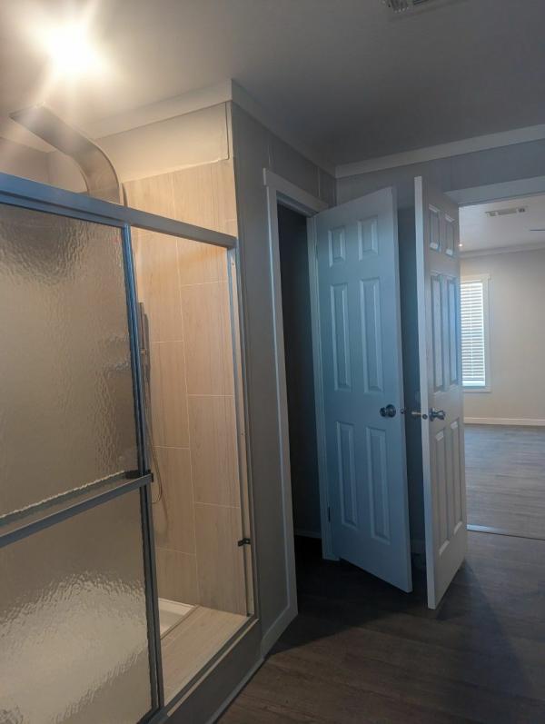 2022 American Homestar Corp Oak Creek Mobile Home