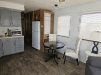 1986 Castle Unknown Mobile Home