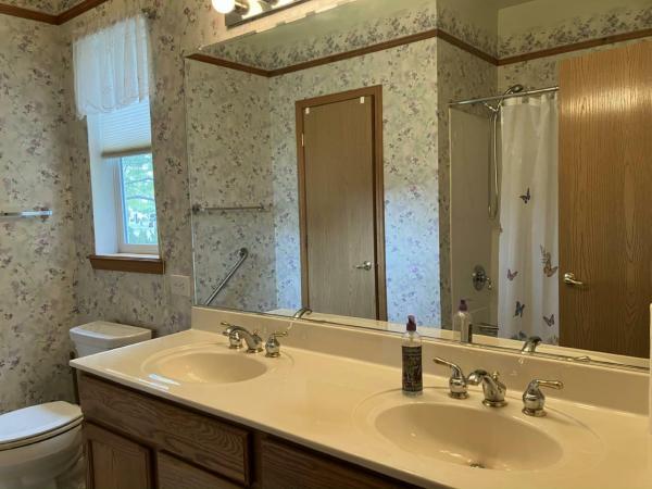 2002 Hitech Prairie II Manufactured Home