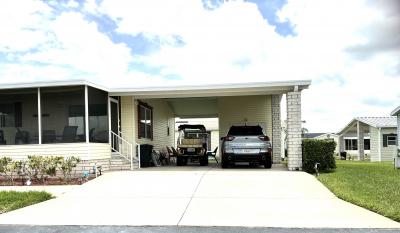 Photo 2 of 18 of home located at 843 Blue Dolphin Ave Davenport, FL 33897