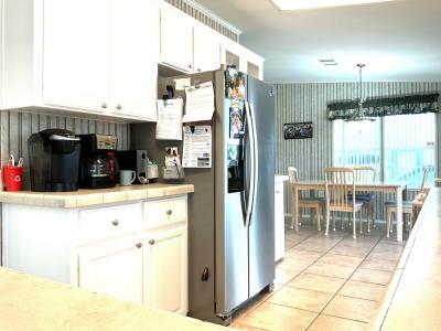 Photo 4 of 18 of home located at 843 Blue Dolphin Ave Davenport, FL 33897