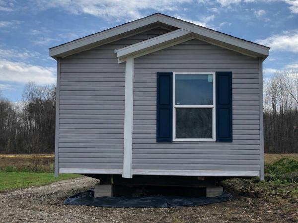 Photo 1 of 1 of home located at 1080 South Park Drive Brookfield, OH 44403