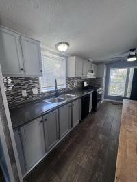 2000 Schult 6296735AB Mobile Home