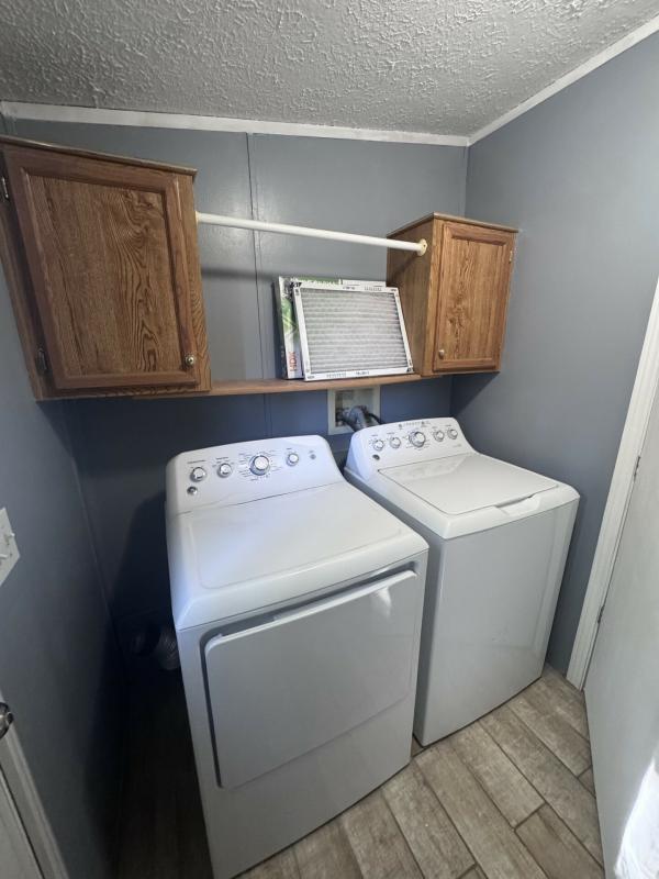 2000 Schult 6296735AB Mobile Home