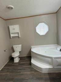 2004 Clayton Homes Inc Waycross Mobile Home