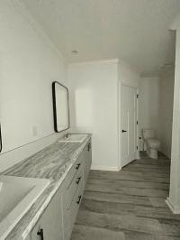 2026 SKYLINE/CHAMPION LE5081A Mobile Home