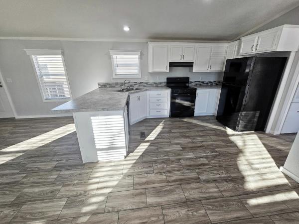 2025 Elliott Mobile Homes Solitaire Mobile Home