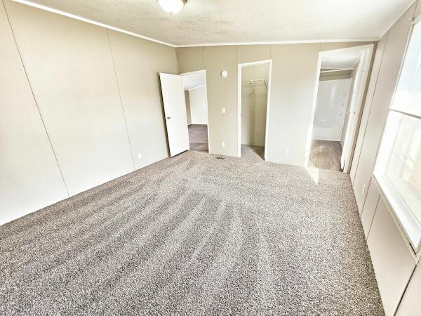 2002 HBOS Oakwood Mobile Home