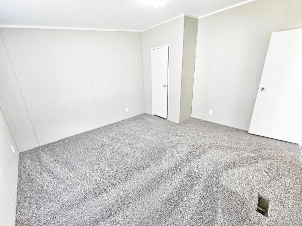 2002 HBOS Oakwood Mobile Home