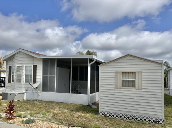 2003 a a Mobile Home