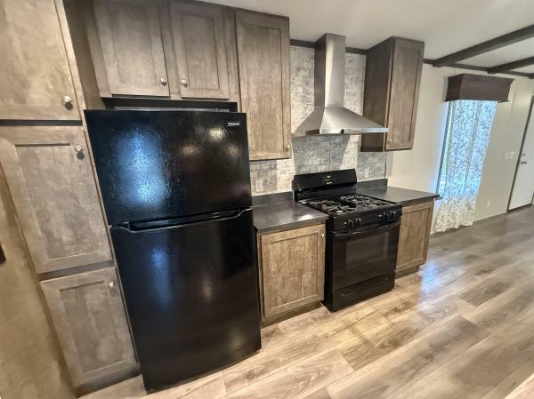 2020 Clayton 95AMF16763AH20S  Home