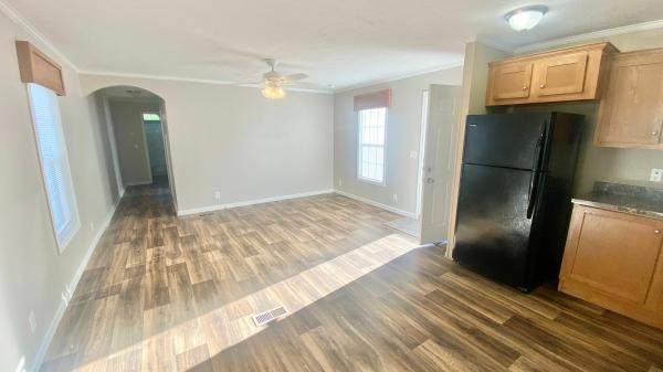 2018 Clayton Homes Inc Yes Mobile Home