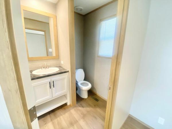 2022 Clayton Homes Inc Epic Journey Mobile Home