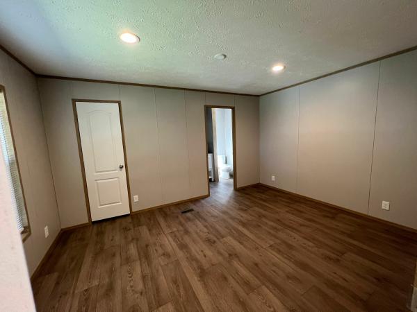 2022 Clayton Homes Inc Epic Journey Mobile Home