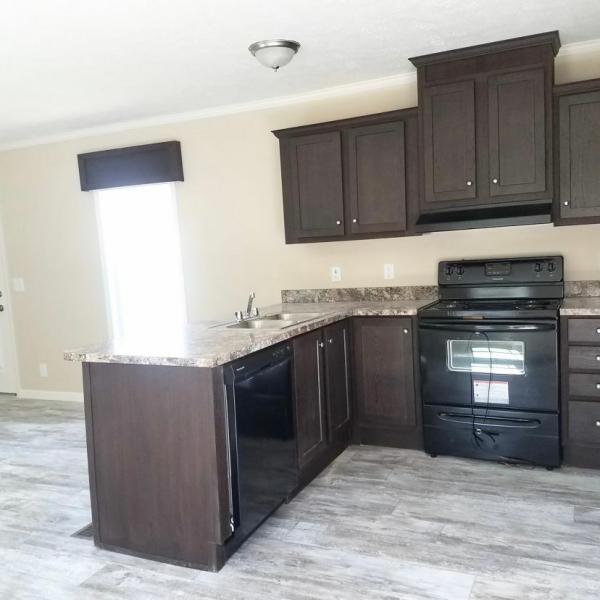 2019 Clayton Homes Inc Yes Mobile Home