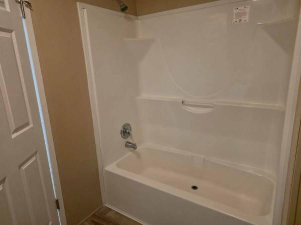 2018 RA1672206  Home