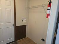 2019 LONESTAR166432F  Home