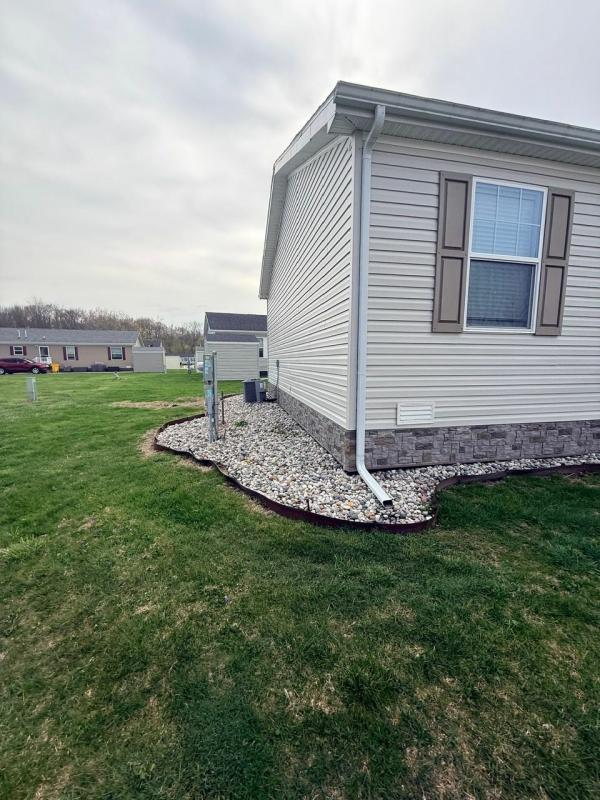 2022 CMH Manufacturing 81RDH28563DH21 Mobile Home
