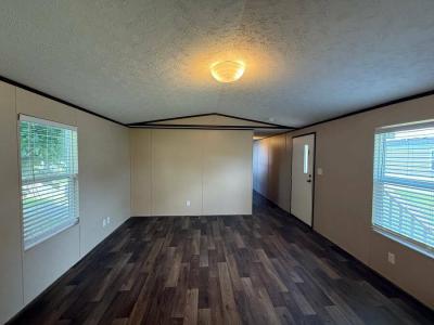 Photo 5 of 13 of home located at 4 Chestnut Circle Wichita Falls, TX 76301