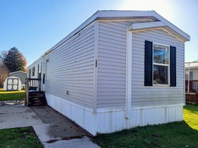 Mobile Home at 1001 Mayflower Road #156 South Bend, IN 46619