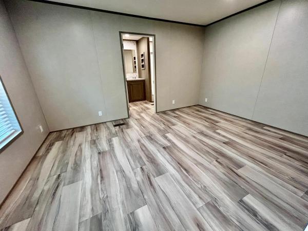 2025 Clayton Homes Inc Blazer Extreme Mobile Home